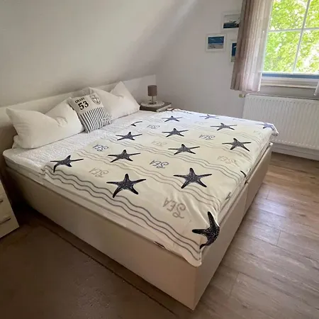 Reetdachhaus Seebaer Holiday home Insel Poel